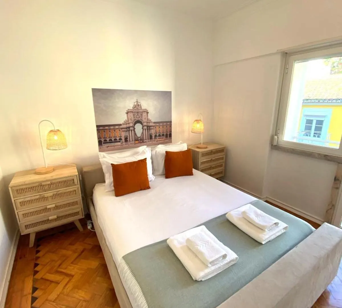 Sunny Apartment With A Balcony Lissabon 0*,  Portugal