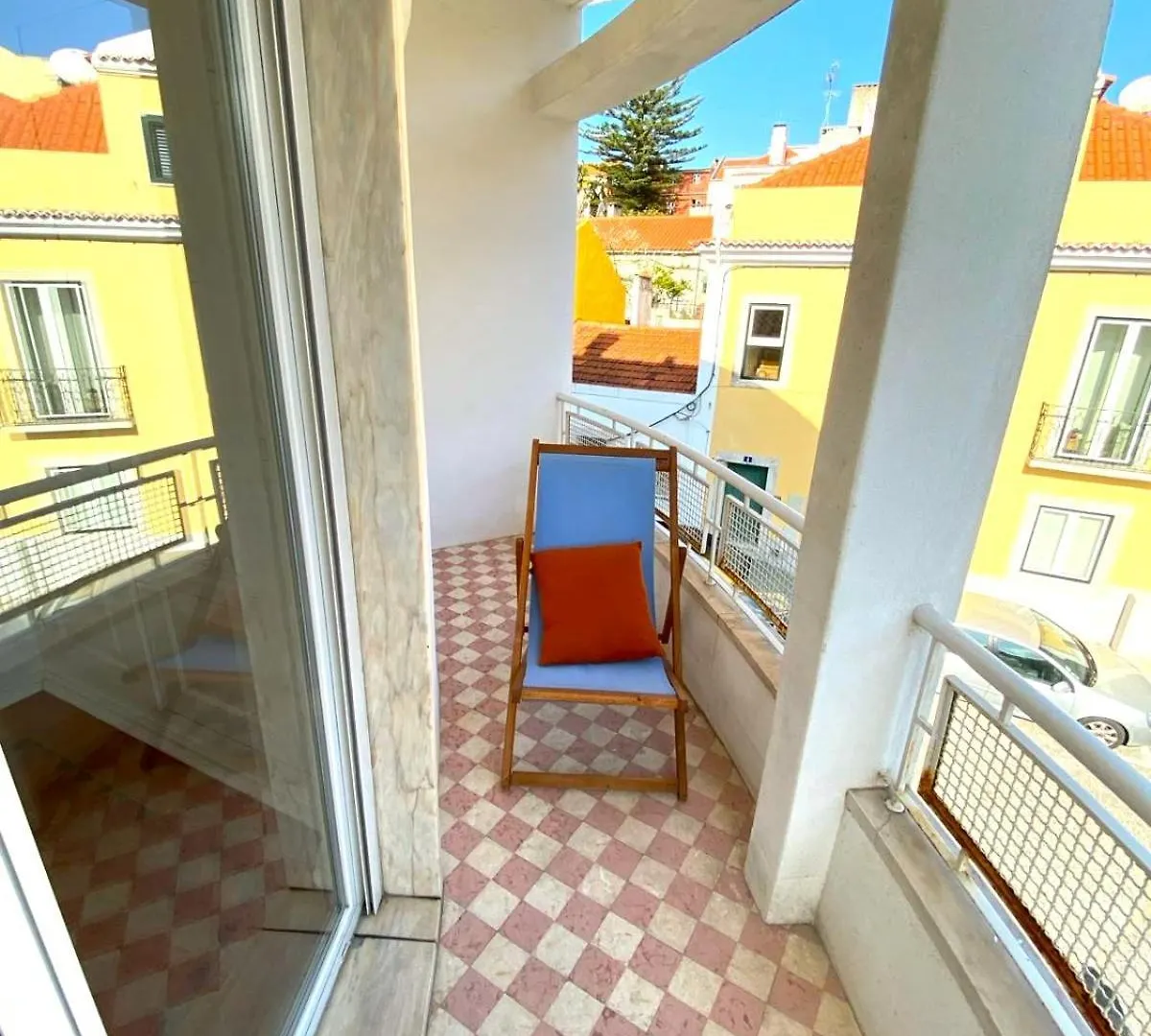 Sunny Apartment With A Balcony Lisboa Portugalsko